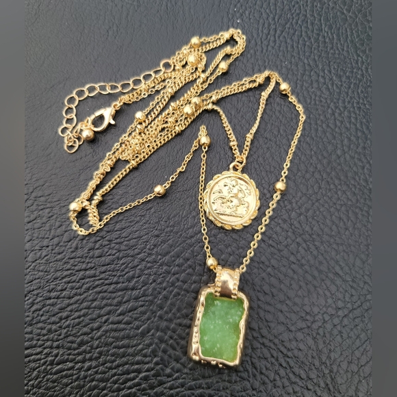Gold Coin & Green Druzy Pendant Necklace - Costume/Fashion - Picture 3 of 6